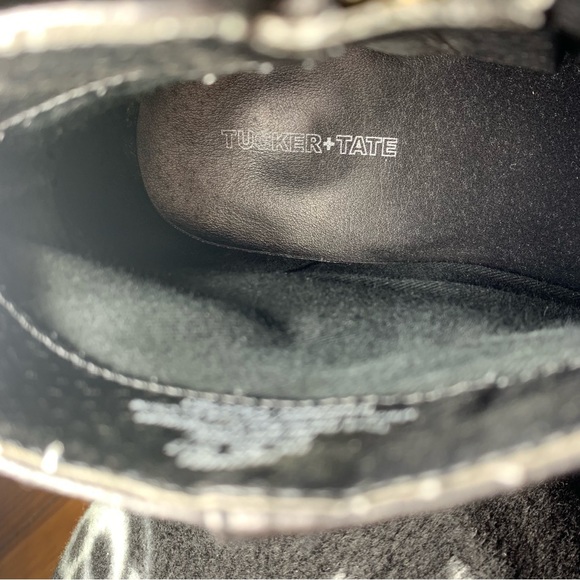 Tucker + Tate Black Pebbled Leather Booties with Tassel - Picture 4 of 4